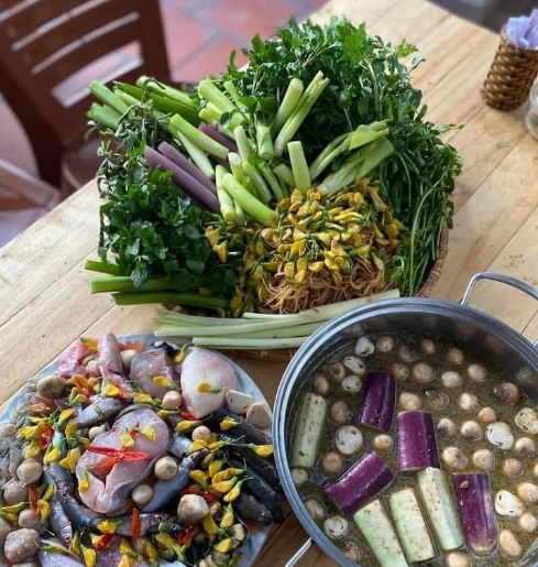lau-mam-fermented-fish-hotpot-mekong-delta-vietnam-1